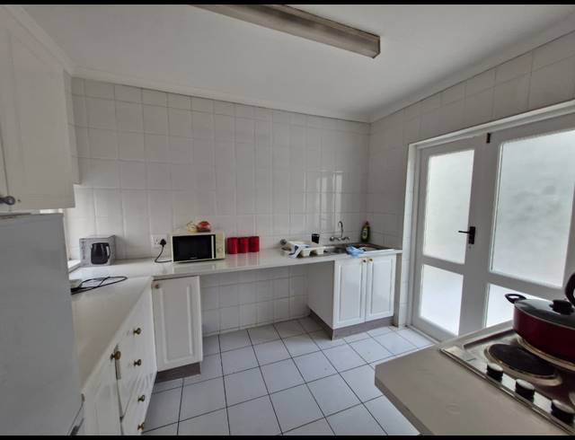 2 BEDROOM APARTMENT TO LET IN SANDOWN